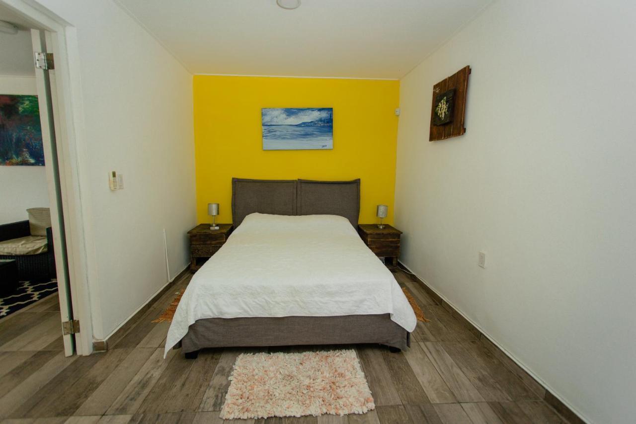 Westpunt Beach Apartments Виллемстад Экстерьер фото