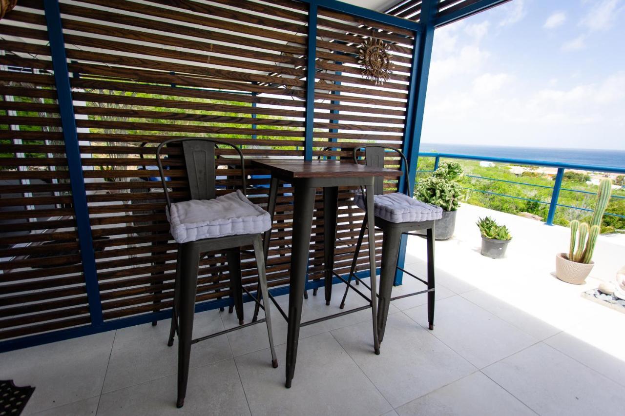 Westpunt Beach Apartments Виллемстад Экстерьер фото