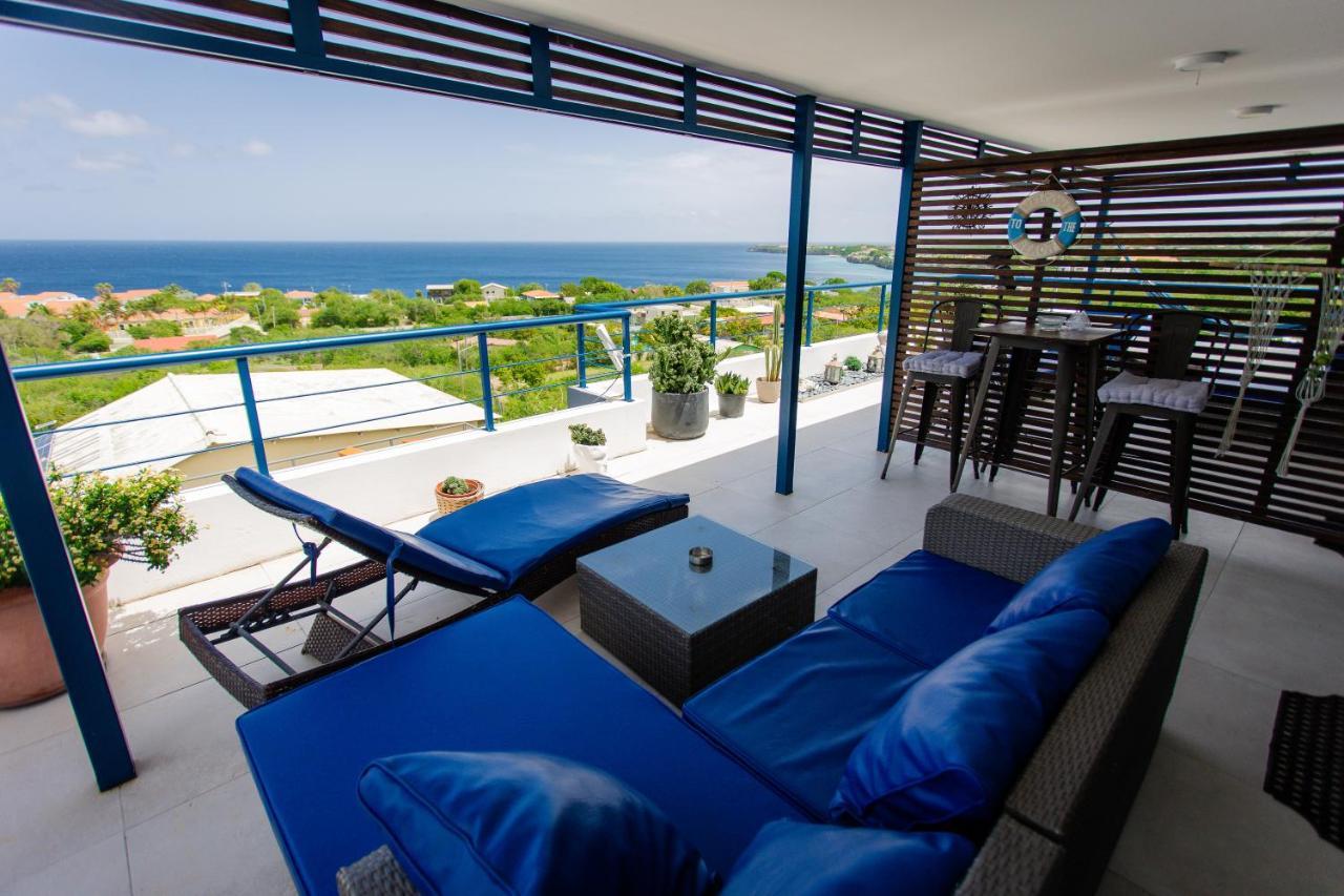 Westpunt Beach Apartments Виллемстад Экстерьер фото